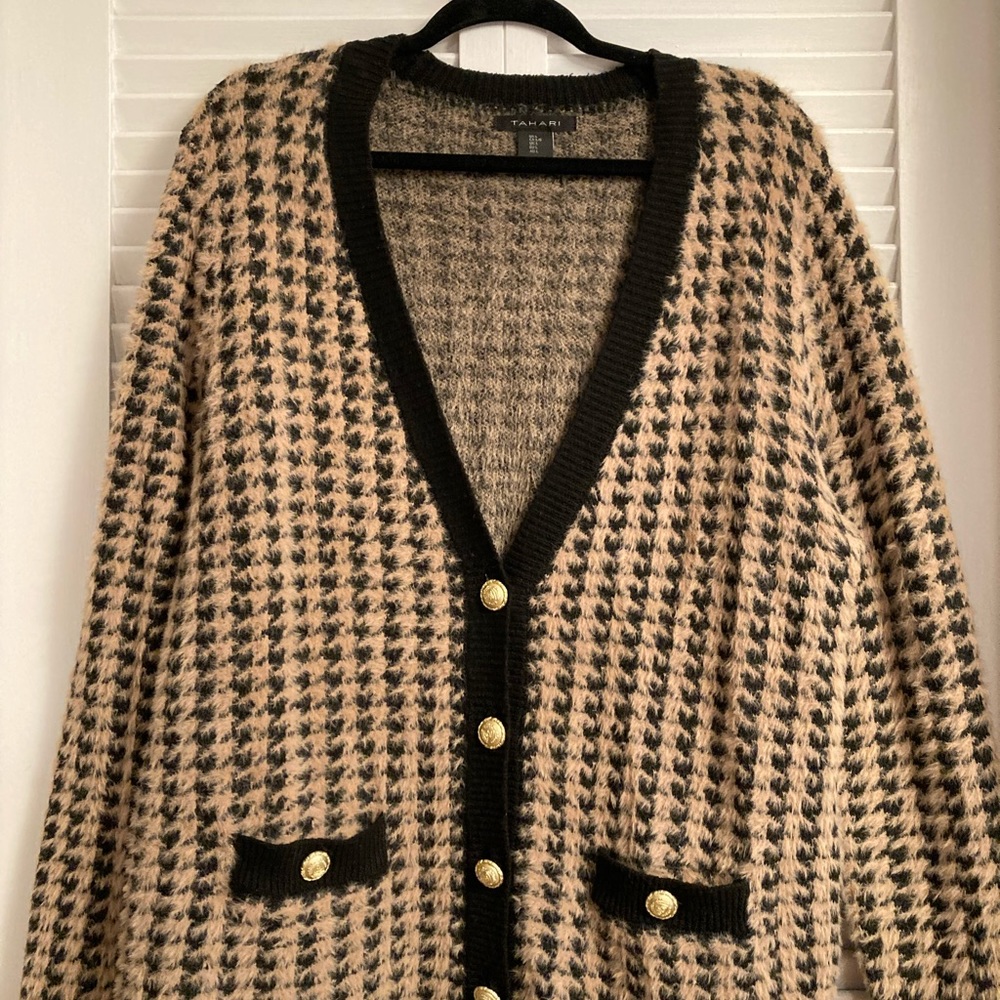 Women’s Tahari cardigan sweater
